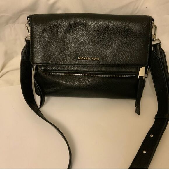 Michael Kors Ezra Medium Messenger Bag Black multiple pockets organizer rare - Picture 2 of 15